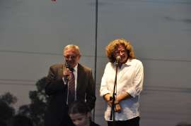 Rychwalia 2012: Zdjęcie przedstawia Burmistrza Rychwała Stafana Dziamarę i Zbigniewa Wodeckiego na scenie.
